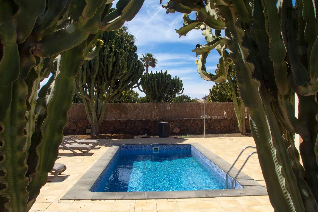 Villas Oasis Casa Vieja La Oliva Buitenkant foto